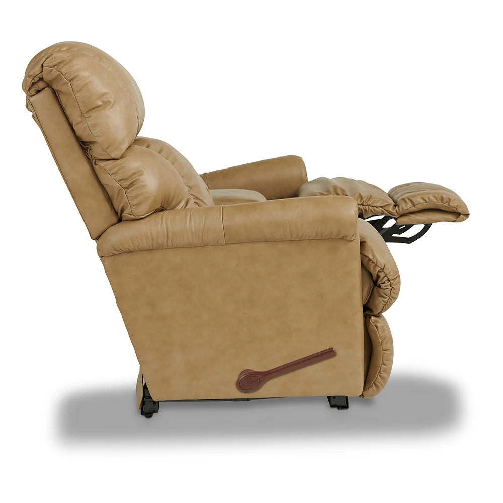 Pinnacle Wall Reclining Loveseat w/ Console