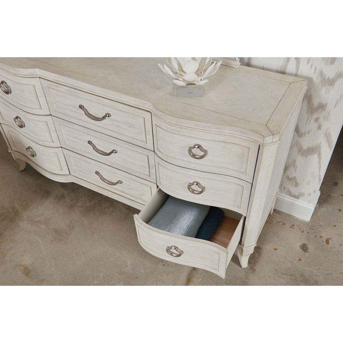 Emelie Nine Drawer Dresser